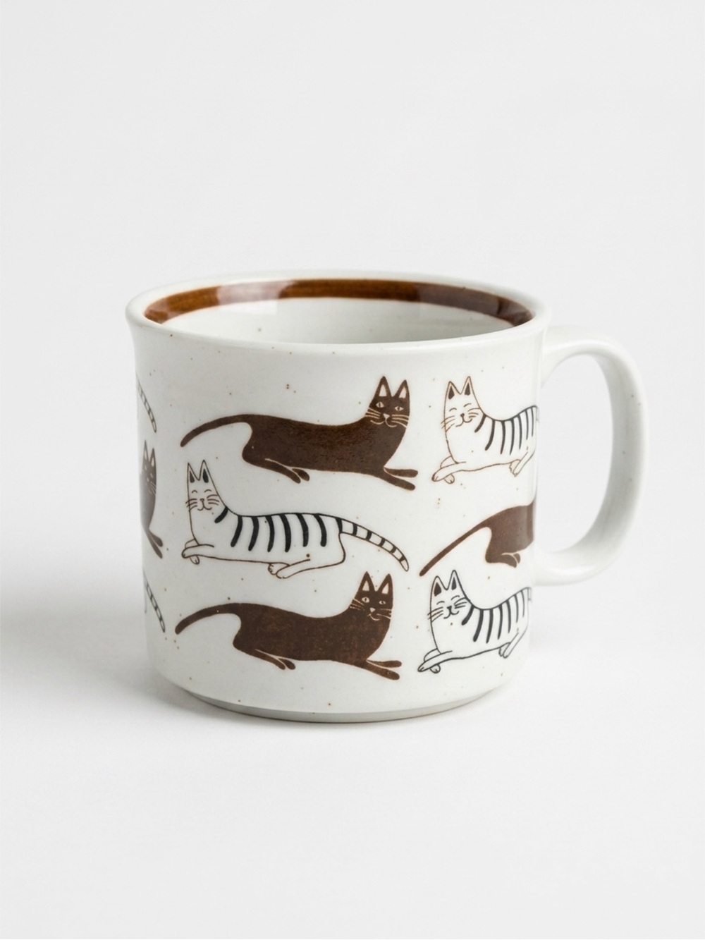 90’s Ceramic Cat Mug with Brown Cat Illustrations - Cute Pet Gift